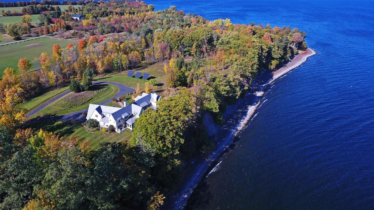 Stunning South Hero Home On Lake Champlain With View Exterior photo